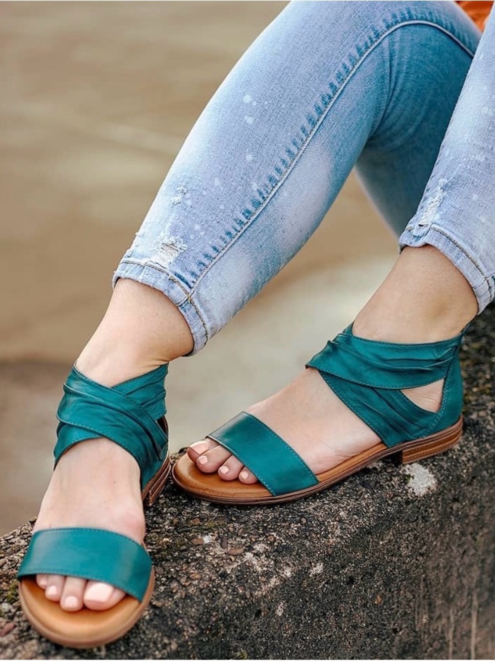 Miz Mooz New York City Daphne Anke Wrap Leather Sandals, Marine SZ. 9.5